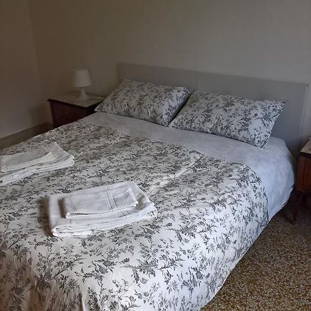 Marchese Ugo Bed and Breakfast Palermo Exterior foto