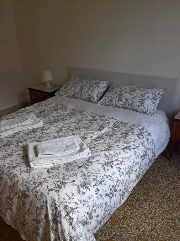 Marchese Ugo Bed and Breakfast Palermo Exterior foto